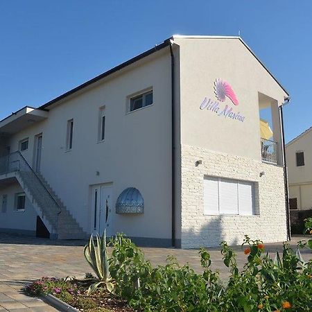 וודיצה Apartments Villa Marina מראה חיצוני תמונה